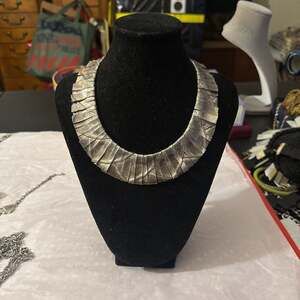 Unsigned Bookmark Les Bernard Silver Cleopatra Collar